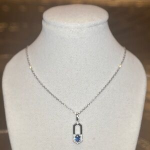 Sophisticated Necklace with Sapphire